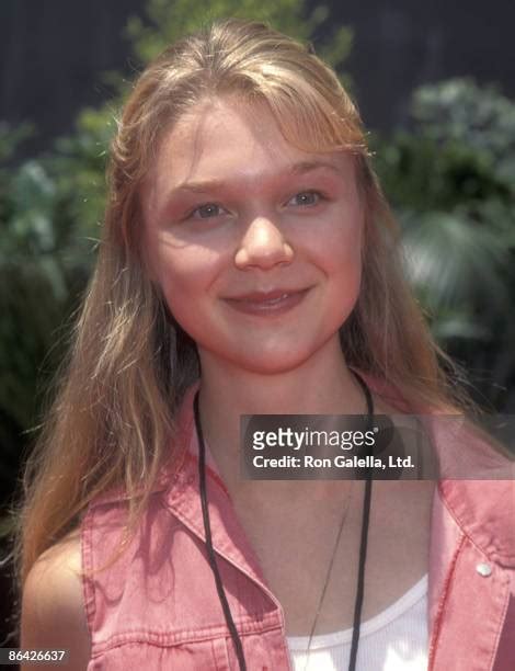 119 Ariana Richards Photos & High Res Pictures